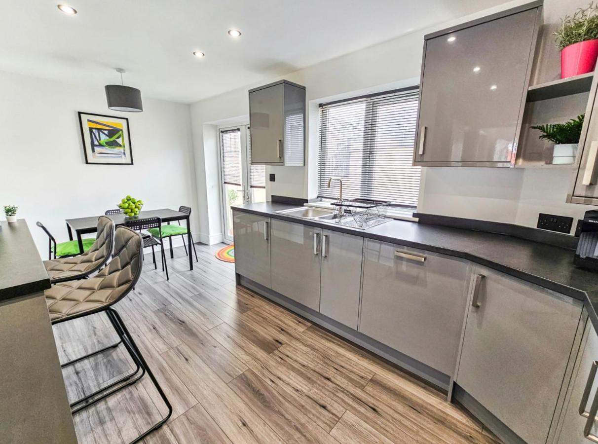 Two Bedroom Detached Modern Bungalow Close To Plymouth Argyle Fc Luaran gambar